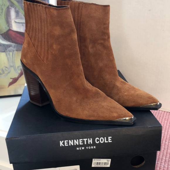 KENNETH COLE OLIVIA SUEDE TAN BOOTIES - Picture 1 of 10